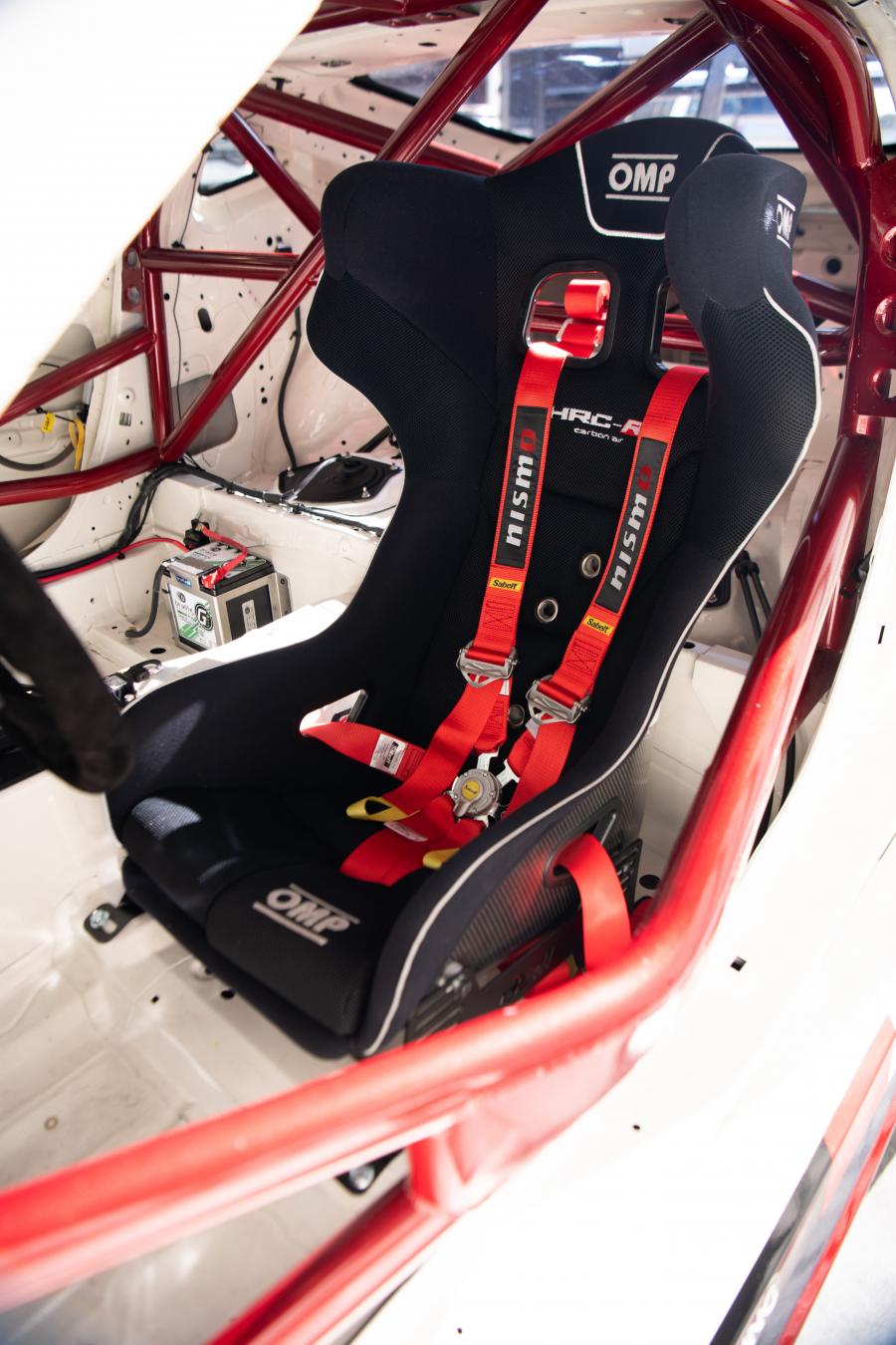 Интерьер Nissan 370Z Global Time Attack TT (Z34) 2017 года  (фото 7 из 16)